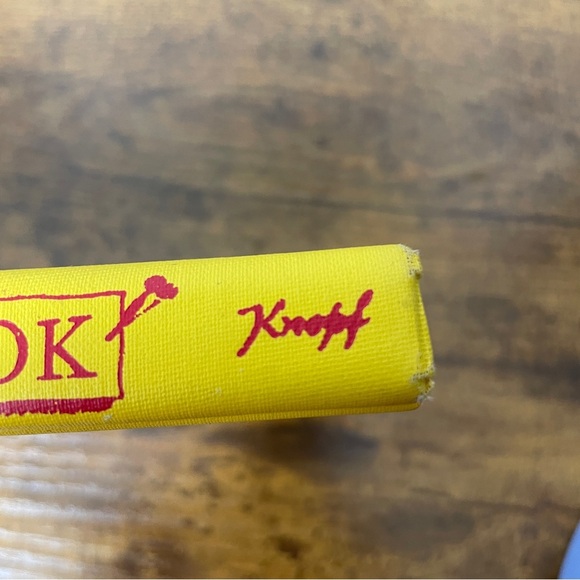 Vintage The Omelette Book 1984 Knoff Copyright 1955 Yellow Red Farm House Style - Picture 13 of 15